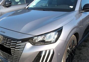 Peugeot 208 12.934 km 15.580 &euro; Rüsselsheim 65428