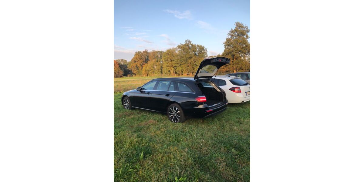 Mercedes-Benz E 300 126.000 km 22.499 &euro; Frankfurt 60316