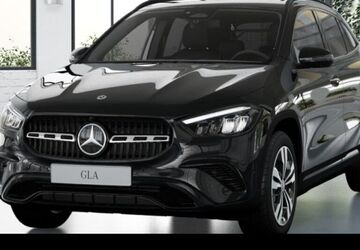 Mercedes-Benz GLA 200 14.000 km 41.490 &euro; Frankfurt 60488