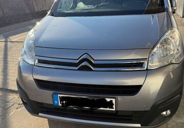 Citroen Berlingo 103.000 km 10.800 &euro; Frankfurt am Main 60316
