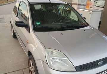 Ford Fiesta 191.000 km 850 &euro; Rődermark 63322