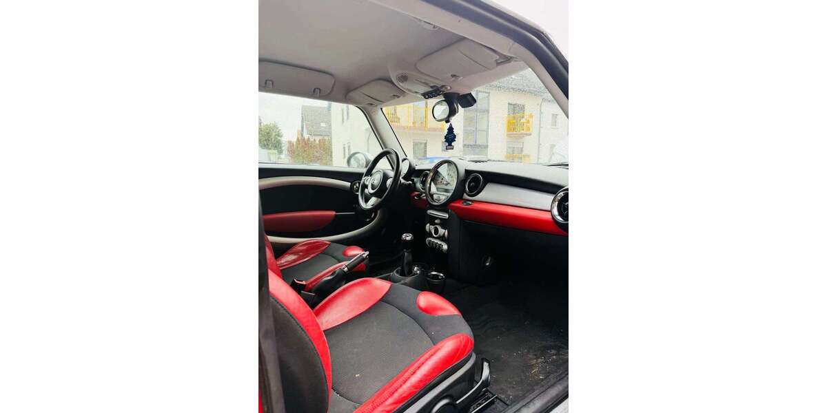 Mini One 240.000 km 1.090 &euro; florsheim 65439