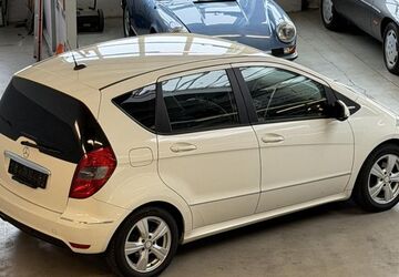 Mercedes-Benz A 160 89.967 km 6.900 &euro; Frankfurt 60388