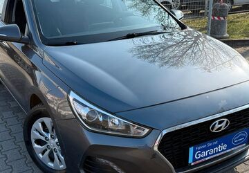 Hyundai i30 131.159 km 10.450 &euro; Offenbach 63071