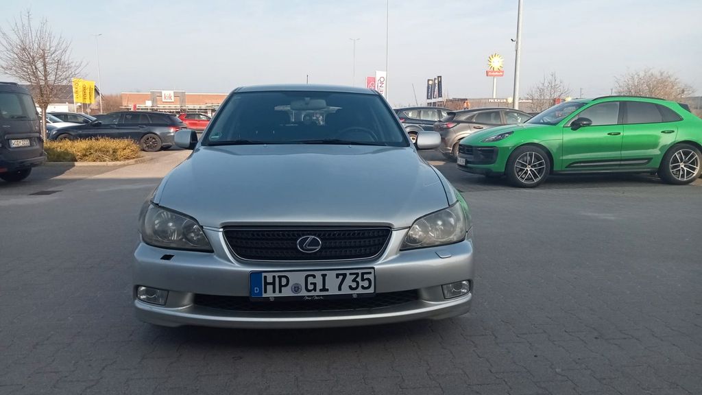 Lexus IS 300 172.000 km 8.500 &euro; Bürstadt 68642