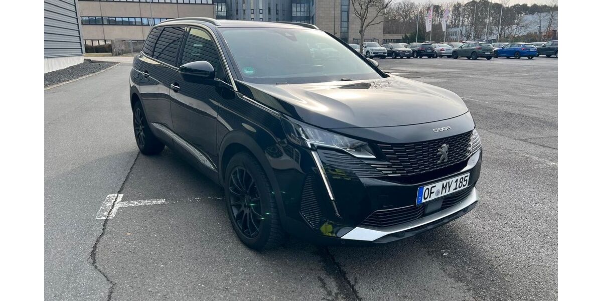 Peugeot 5008 52.500 km 21.800 &euro; Rodgau Nieder-Roden 63110
