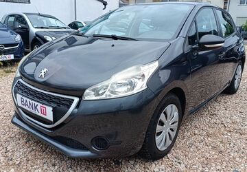 Peugeot 208 112.000 km 3.950 &euro; Rodgau 63110