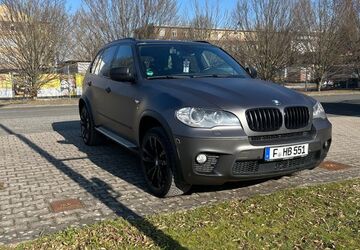 BMW X5 277.000 km 13.400 &euro; Frankfurt am Main 60433