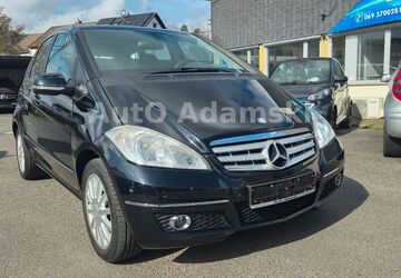 Mercedes-Benz A 180 45.000 km 10.980 &euro; Liederbach 65835