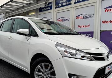 Toyota Verso 80.000 km 14.699 &euro; Frankfurt am Main 60388