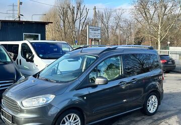 Ford Tourneo Courier 108.452 km 6.999 &euro; Frankfurt am Main 60486