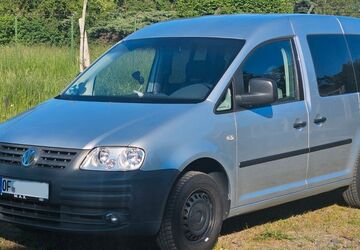 VW Caddy 196.000 km 7.950 &euro; Offenbach 63065