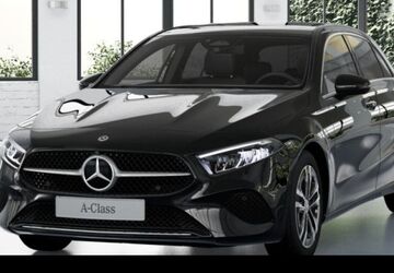 Mercedes-Benz A 180 9.900 km 35.450 &euro; Frankfurt 60599