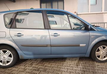 Renault Scenic 72.000 km 3.800 &euro; Frankfurt 60528