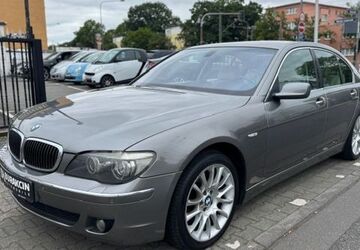 BMW 750 240.000 km 7.900 &euro; Frankfurt am Main 65933