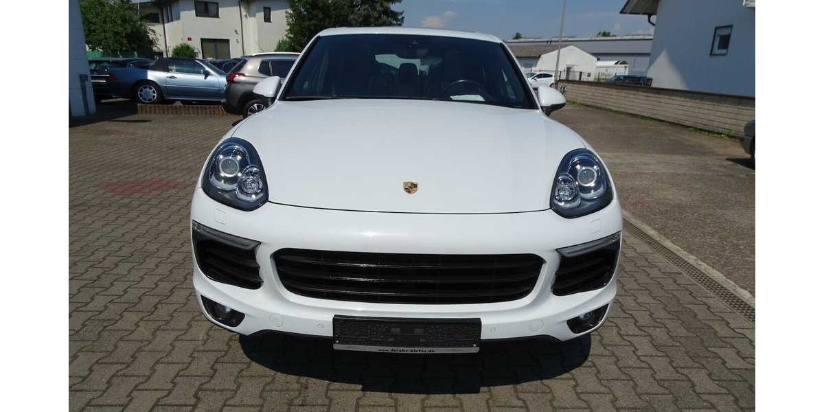 Porsche Cayenne S 4,2l Diesel Pano, Navi, 21 Zoll, Standhe 225.443 km 26.990 &euro; Rodgau 63110