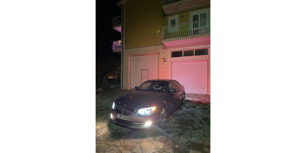 BMW 330 214.000 km 12.499 &euro; Frankfurt am Main 60488