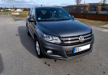 VW Tiguan 83.000 km 16.900 &euro; Schaafheim 64850