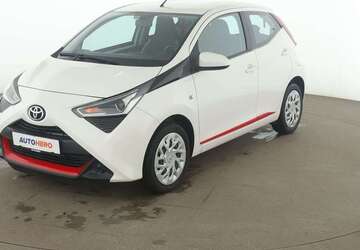 Toyota Aygo 23.415 km 9.820 &euro; Frankfurt am Main 65936