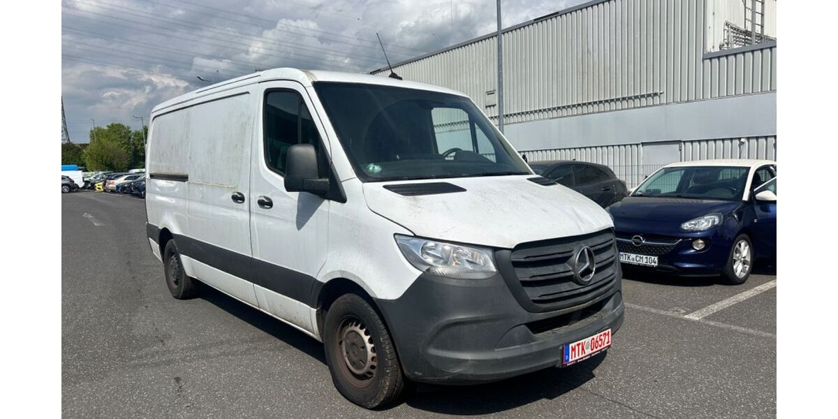 Mercedes-Benz Sprinter 255.000 km 13.900 &euro; Flörsheim 65439