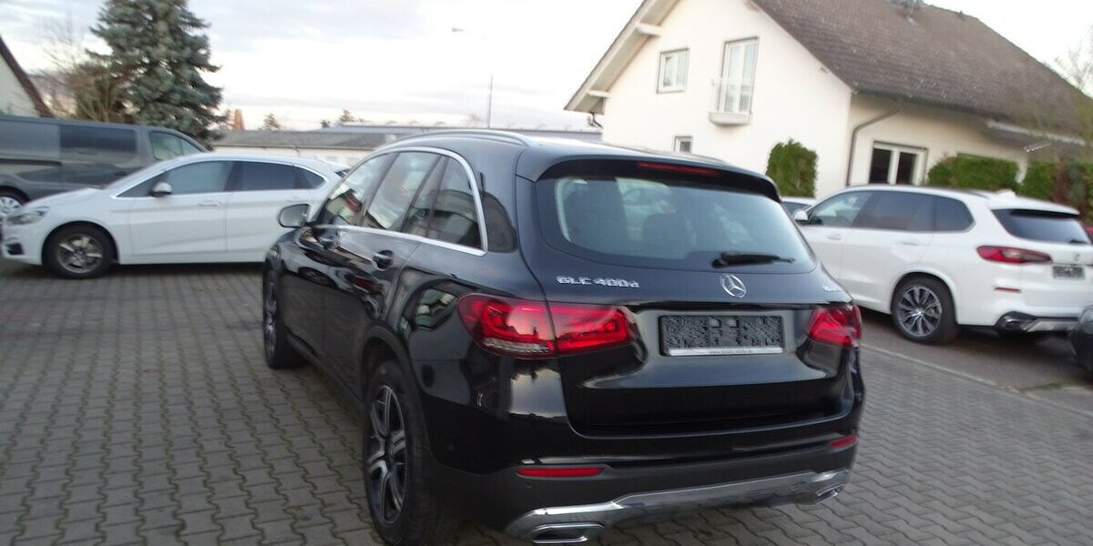 Mercedes-Benz GLC 400 d 4M Rückfahrkamera, LED-Scheinwerfer, Nav 160.000 km 29.990 &euro; Rodgau 63110