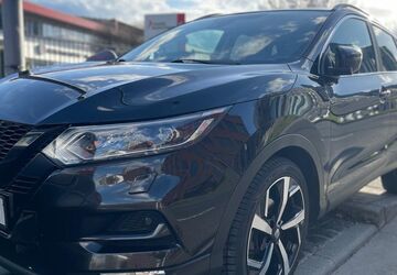 Nissan Qashqai 191.000 km 12.700 &euro; Frankfurt 60386