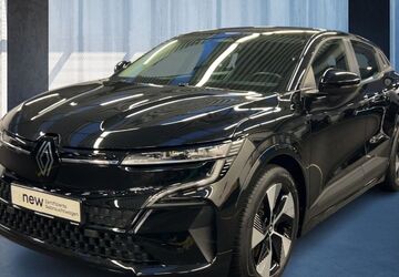 Renault Megane E-TECH 31.315 km 17.960 &euro; Frankfurt / Main 60314