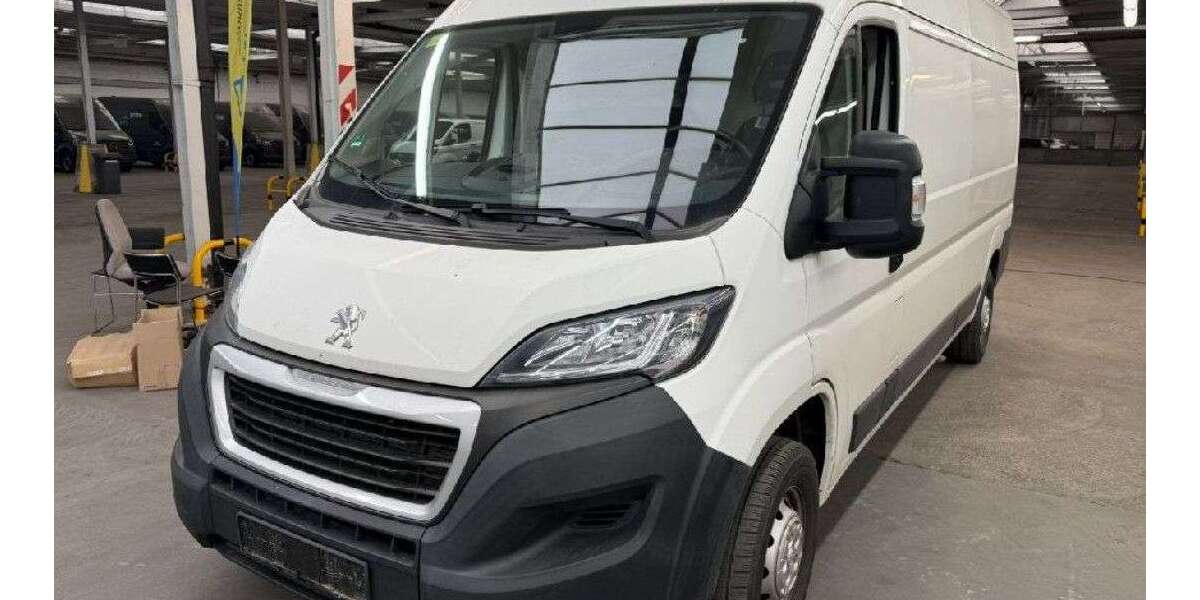 Peugeot Boxer 43.655 km 20.900 &euro; Langen 63225