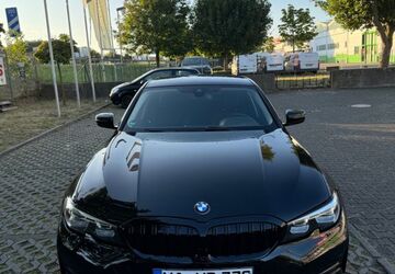 BMW 330 160.000 km 22.000 &euro; Frankfurt 60437