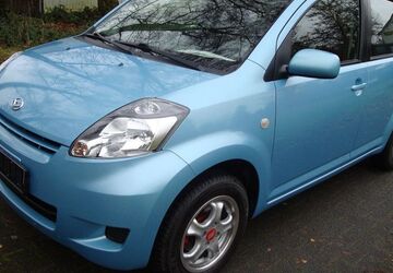 Daihatsu Sirion 49.600 km 7.499 &euro; Lorsch 64653