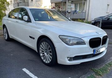 BMW 730 329.000 km 6.490 &euro; Offenbach am Main 63069