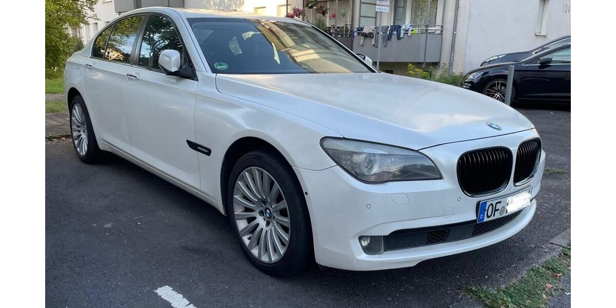 BMW 730 329.000 km 6.490 &euro; Offenbach am Main 63069