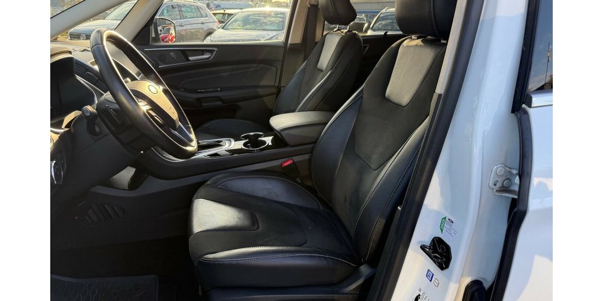 Ford S-Max 2.0 Titanium/Sportpaket/20ZOLL 53.400 km 20.890 &euro; Frankfurt 60386