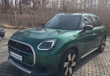 Mini Countryman S (Cooper) 10.282 km 39.833 &euro; Rödermark 63322