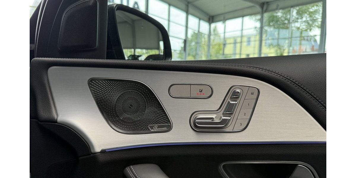 Mercedes-Benz GLE 300 d 4M AMG DISTRON.-STANDHEIZ-AIRMATIC-AHK 13.546 km 84.997 &euro; Groß-Umstadt 64823