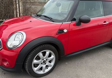Mini ONE 128.000 km 5.800 &euro; Offenbach 63075