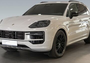 Porsche Cayenne 9.900 km 126.980 &euro; Frankfurt 60314