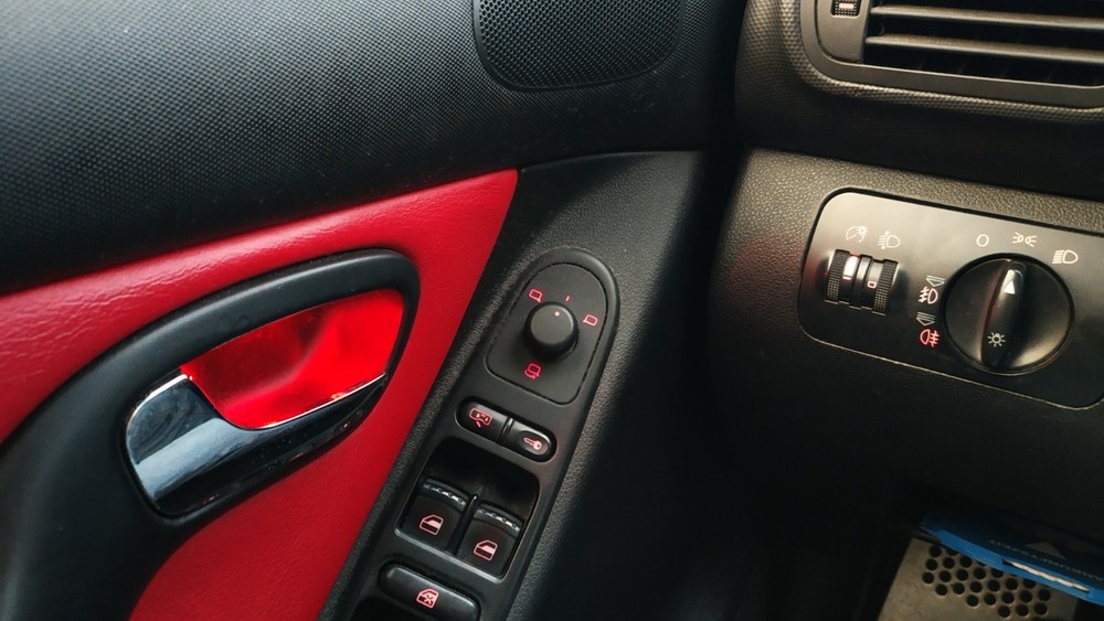 Seat Leon 326.075 km 5.500 &euro; Reichelsheim 64385