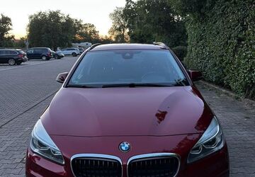 BMW 218 Active Tourer 248.000 km 6.990 &euro; Frankfurt 60529