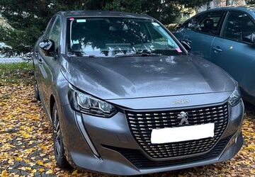 Peugeot 208 10.571 km 14.980 &euro; Rüsselsheim 65428