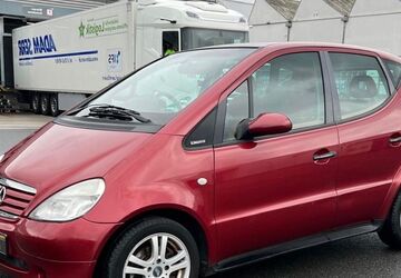 Mercedes-Benz A 160 124.000 km 2.500 &euro; Frankfurt 60386