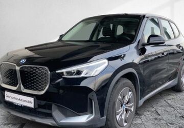 BMW iX1 23.868 km 32.277 &euro; Frankfurt 60314