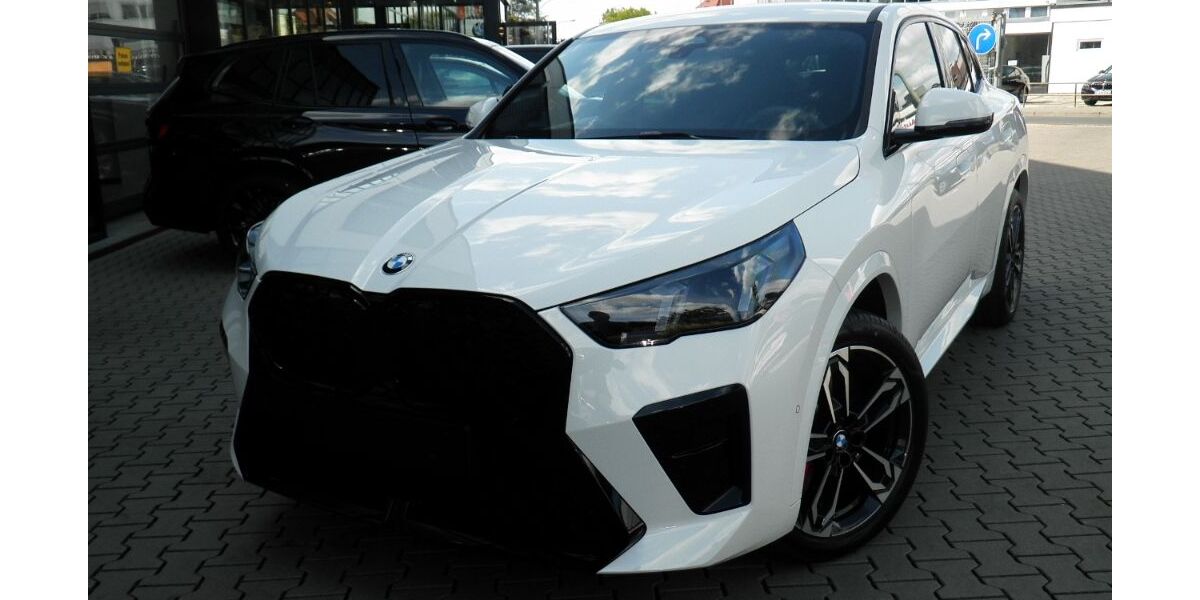 BMW X2 4.007 km 40.350 &euro; Frankfurt am Main 60435