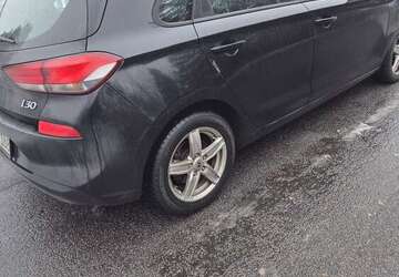 Hyundai i30 171.000 km 8.800 &euro; Darmstadt 64283