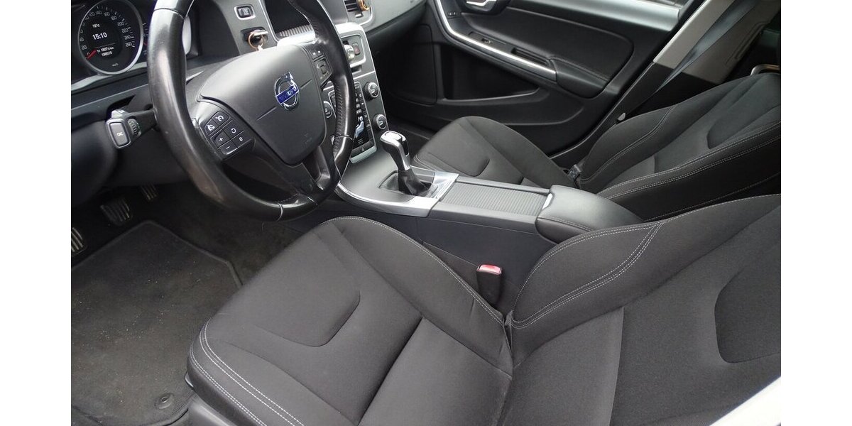 Volvo S60 Kinetic Klima, Navigation 196.500 km 8.290 &euro; Rodgau 63110