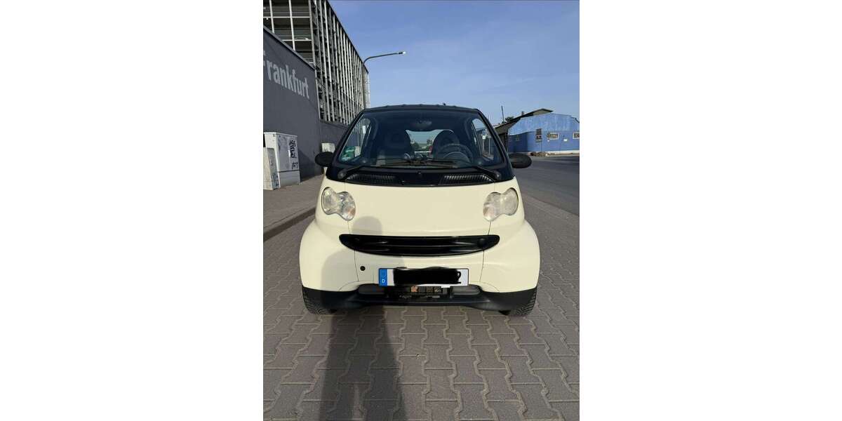 Smart forTwo 156.800 km 999 &euro; Frankfurt am Main 60314
