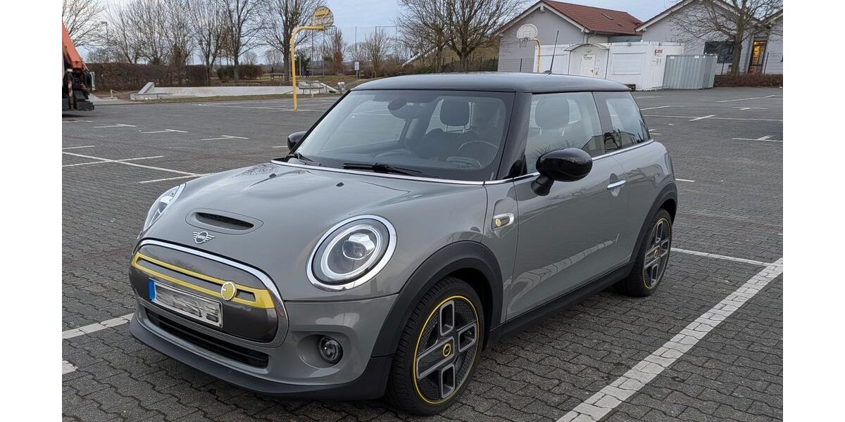 Mini Cooper SE 98.844 km 14.990 &euro; Münster 64839
