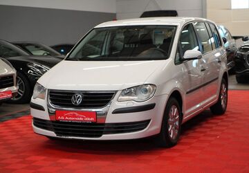 VW Touran 291.335 km 2.950 &euro; Pfungstadt 64319