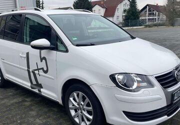 VW Touran 286.445 km 3.690 &euro; Rödermark 63322