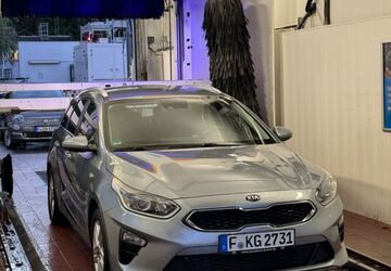 Kia ceed / Ceed 180.000 km 12.000 &euro; Frankfurt am Main 60528